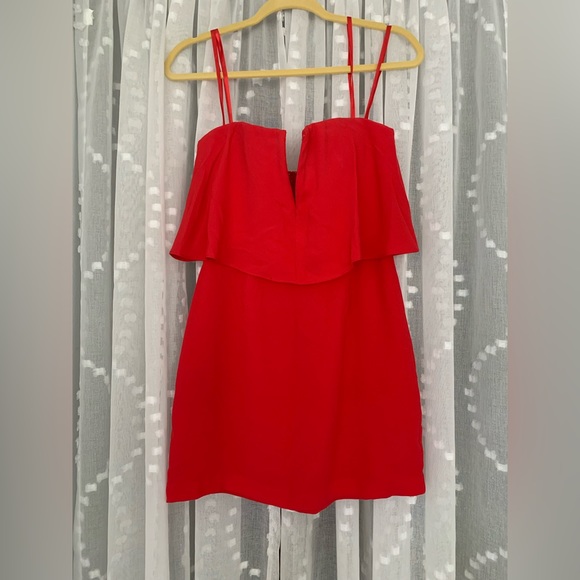 BCBGMaxAzria Dresses & Skirts - EUC BCBGMaxAzria perfect LRD size 4